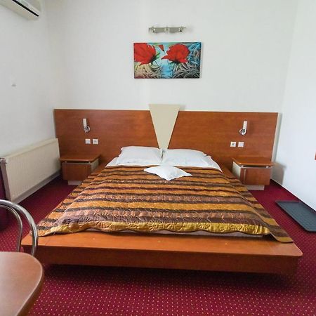 Pensiunea Full Targu Mures Luaran gambar
