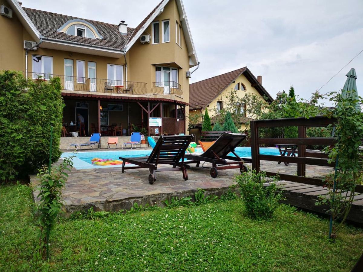 Pensiunea Full Targu Mures Luaran gambar