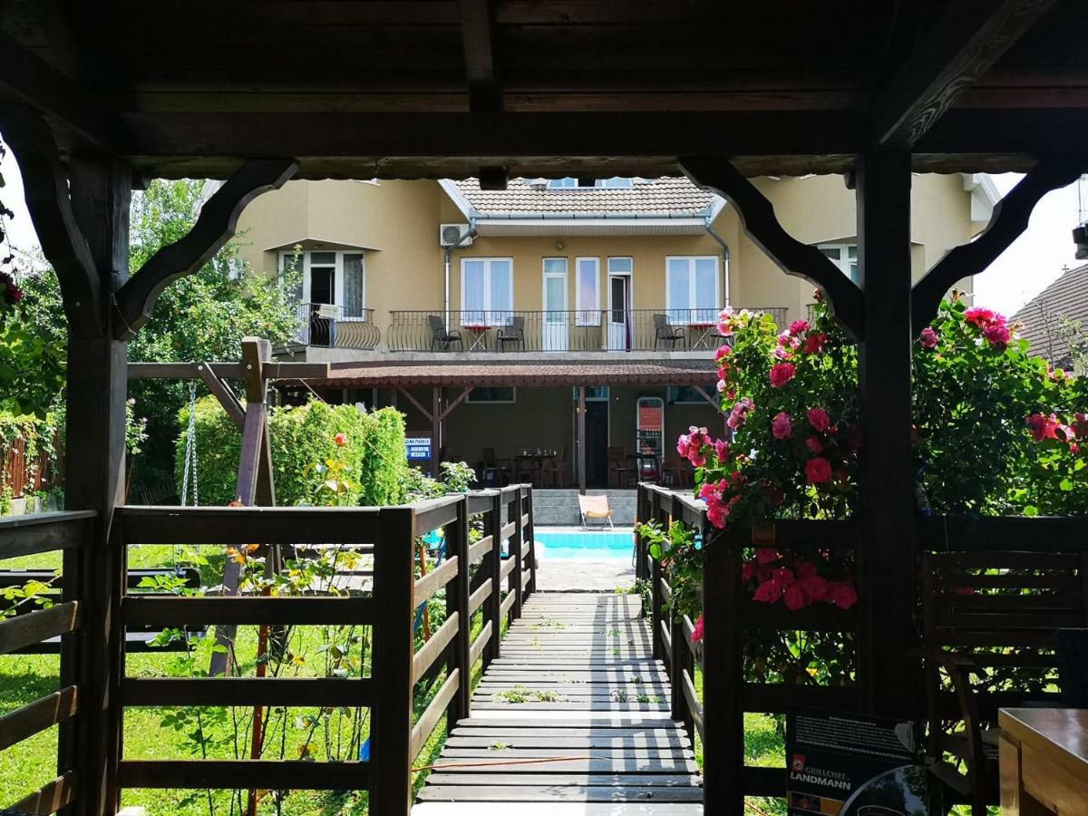 Pensiunea Full Targu Mures Luaran gambar